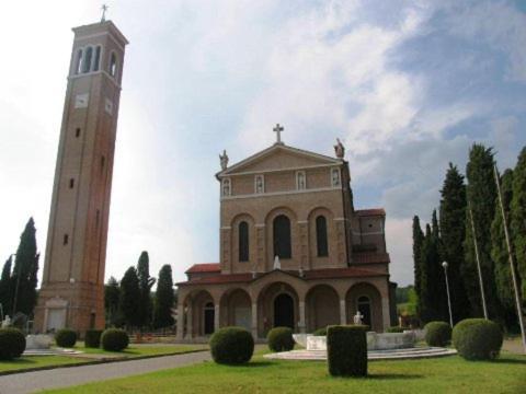 Casa Nostra Hotel Selva Del Montello Bagian luar foto